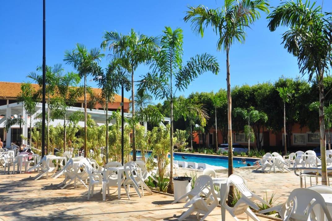 Cd Diroma Fiori Apartment Caldas Novas Bagian luar foto